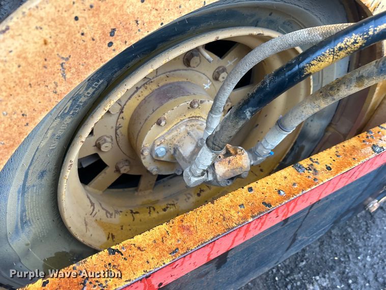 image for item DO6491 1997 Hypac C778B double drum vibratory roller