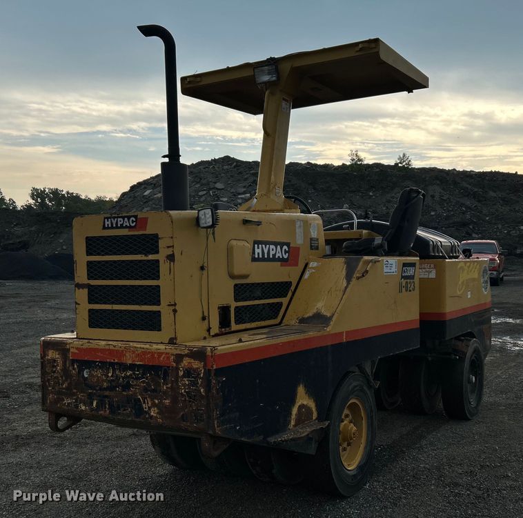 image for item DO6492 Hypac  C530AH pneumatic roller