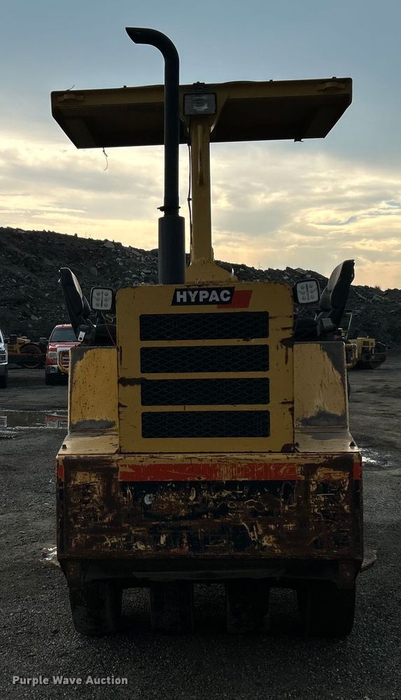 image for item DO6492 Hypac  C530AH pneumatic roller