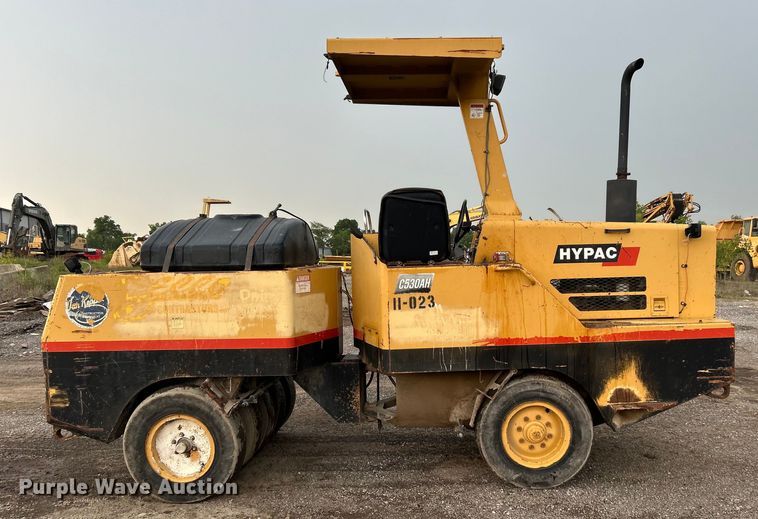 image for item DO6492 Hypac  C530AH pneumatic roller