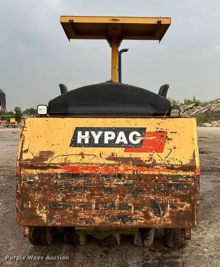 image for item DO6492 Hypac  C530AH pneumatic roller