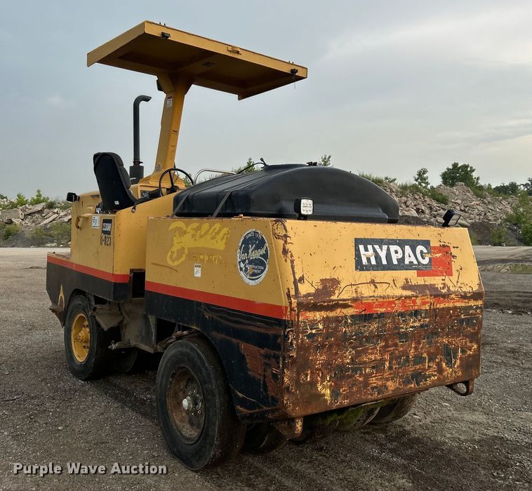 image for item DO6492 Hypac  C530AH pneumatic roller