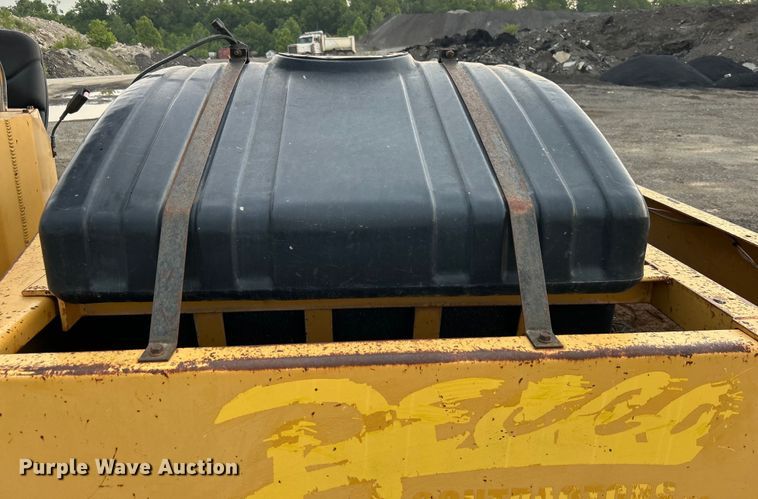 image for item DO6492 Hypac  C530AH pneumatic roller