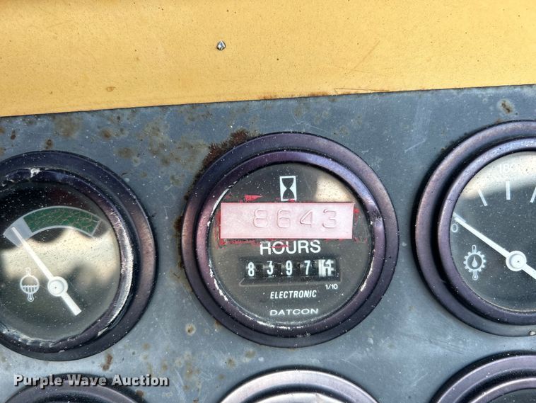 image for item DO6492 Hypac  C530AH pneumatic roller