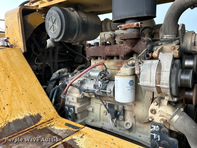 image for item DO6492 Hypac  C530AH pneumatic roller