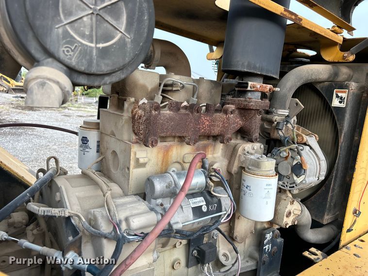 image for item DO6492 Hypac  C530AH pneumatic roller