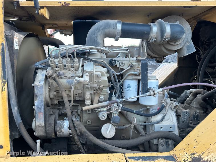 image for item DO6492 Hypac  C530AH pneumatic roller