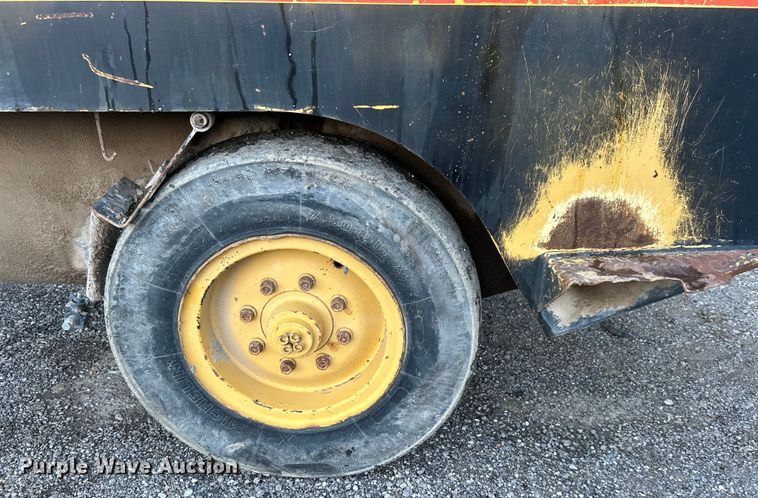 image for item DO6492 Hypac  C530AH pneumatic roller