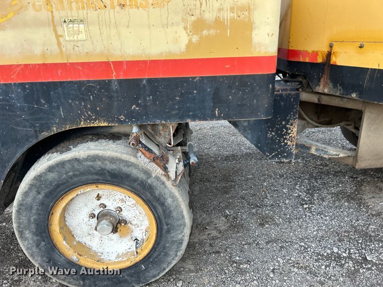 image for item DO6492 Hypac  C530AH pneumatic roller