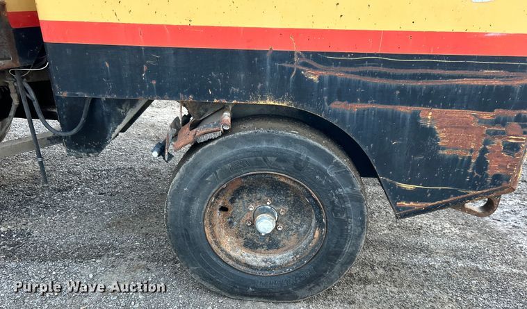 image for item DO6492 Hypac  C530AH pneumatic roller