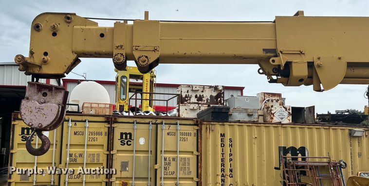 image for item DO6498 Dresser 150A crane