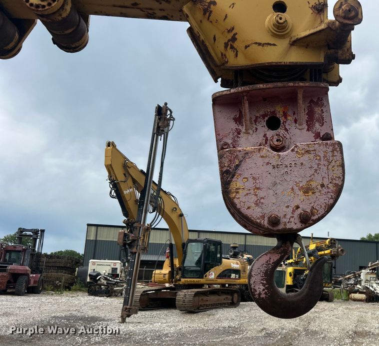 image for item DO6498 Dresser 150A crane