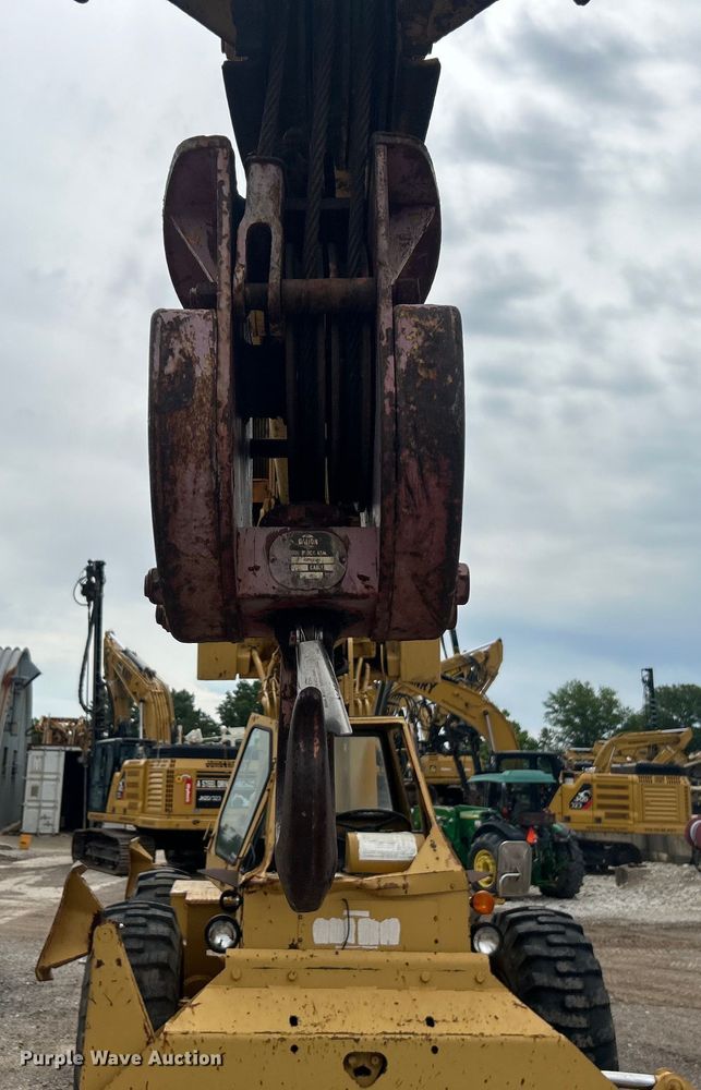 image for item DO6498 Dresser 150A crane