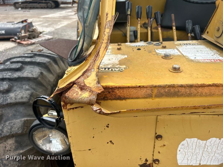 image for item DO6498 Dresser 150A crane