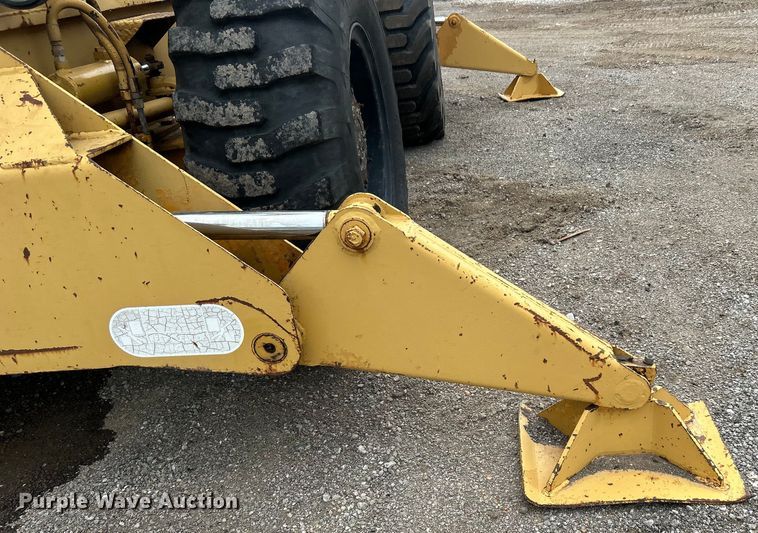 image for item DO6498 Dresser 150A crane