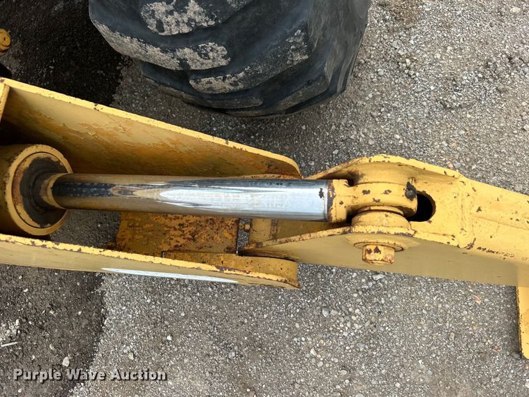 image for item DO6498 Dresser 150A crane