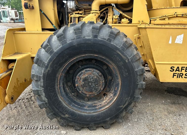 image for item DO6498 Dresser 150A crane