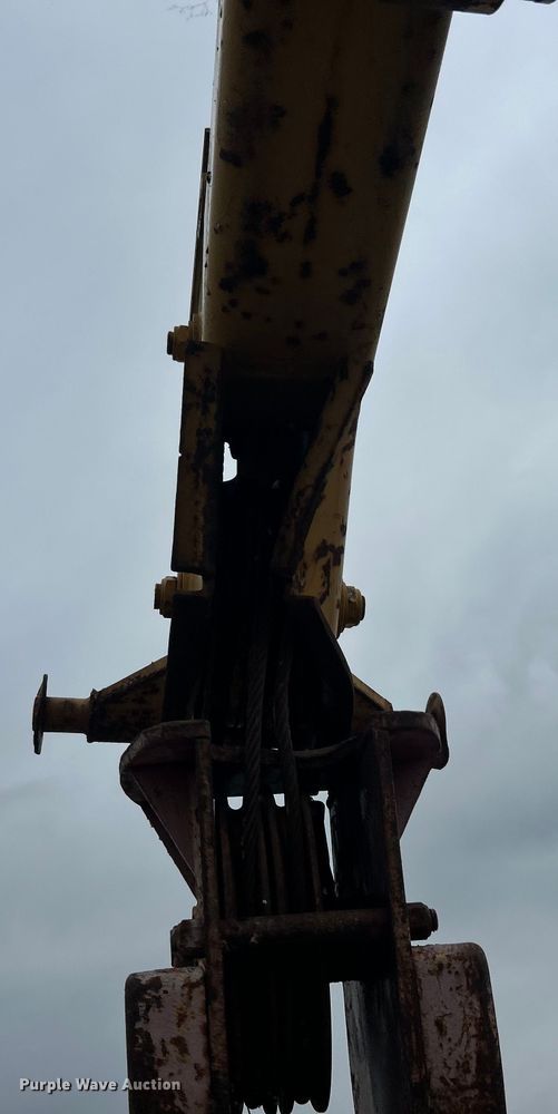 image for item DO6498 Dresser 150A crane