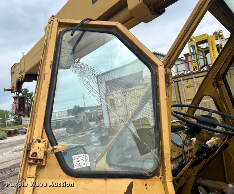 image for item DO6498 Dresser 150A crane