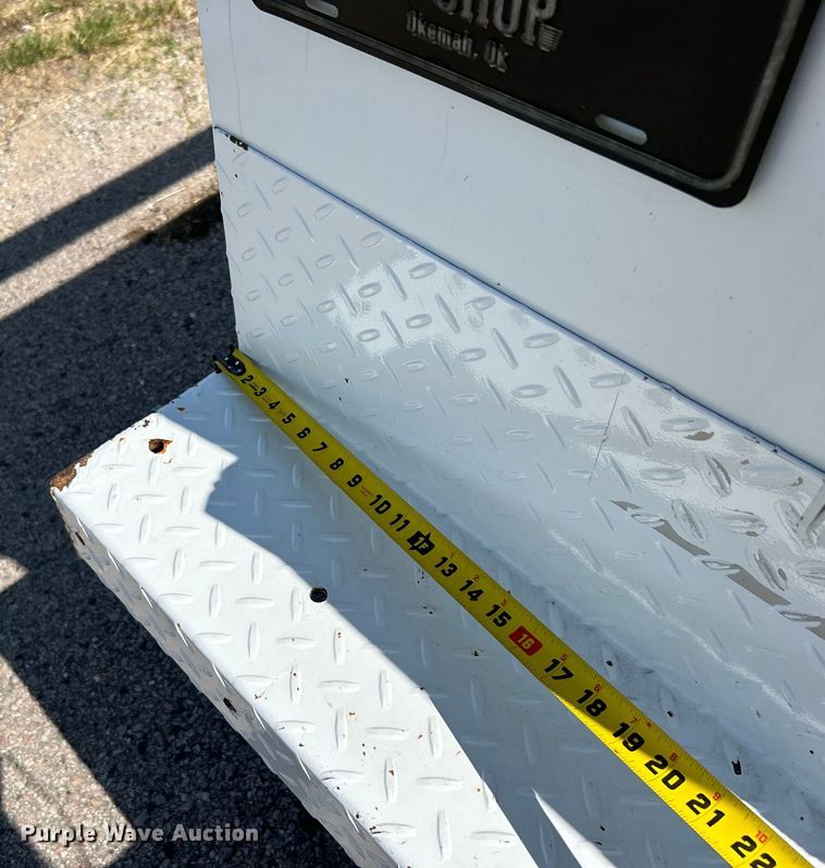 image for item DO6505 2019 Ford F350 Super Duty XL SuperCab utility bed pickup truck