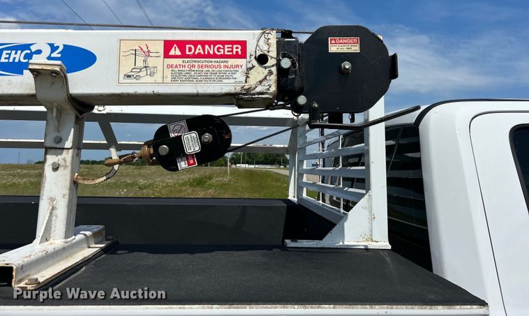 image for item DO6505 2019 Ford F350 Super Duty XL SuperCab utility bed pickup truck