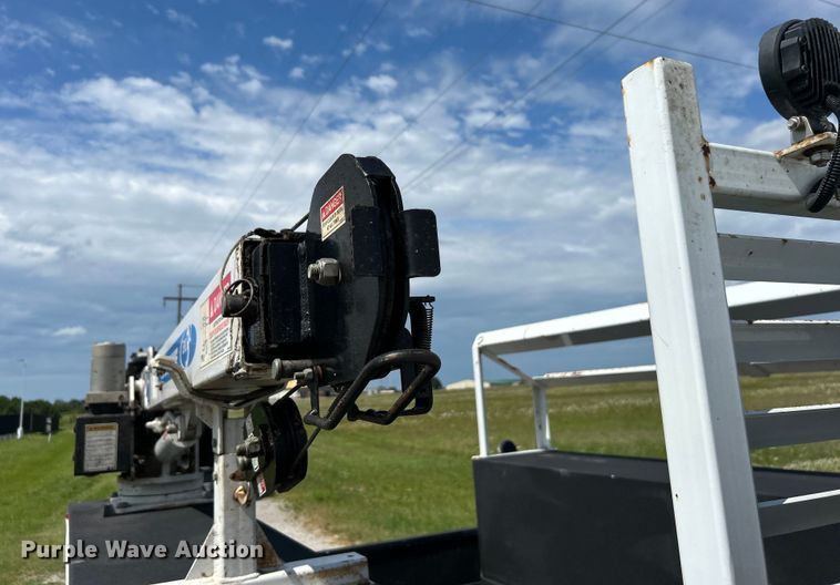 image for item DO6505 2019 Ford F350 Super Duty XL SuperCab utility bed pickup truck