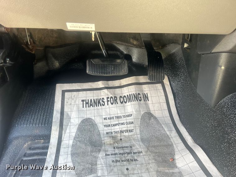 image for item DO6505 2019 Ford F350 Super Duty XL SuperCab utility bed pickup truck