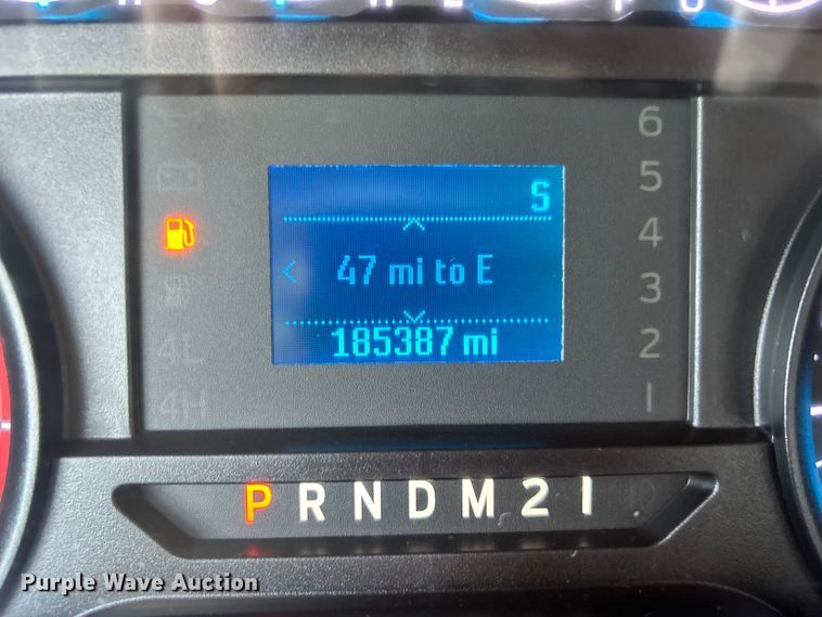 image for item DO6505 2019 Ford F350 Super Duty XL SuperCab utility bed pickup truck