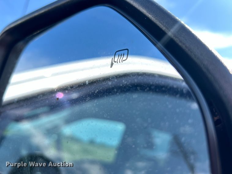 image for item DO6505 2019 Ford F350 Super Duty XL SuperCab utility bed pickup truck