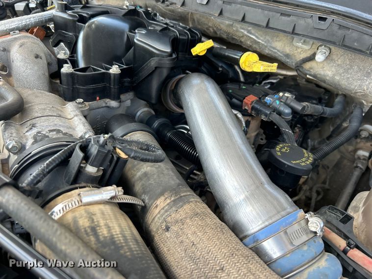 image for item DO6505 2019 Ford F350 Super Duty XL SuperCab utility bed pickup truck