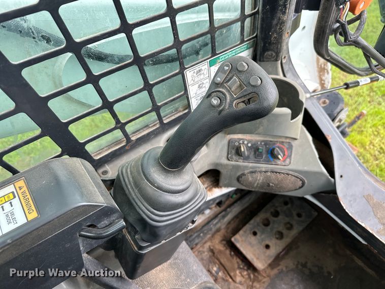 image for item DO6958 2016 Bobcat T870 tracked skid steer loader