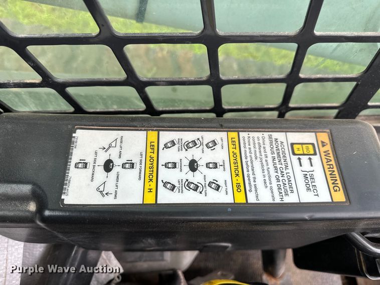 image for item DO6958 2016 Bobcat T870 tracked skid steer loader