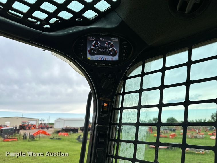 image for item DO6958 2016 Bobcat T870 tracked skid steer loader