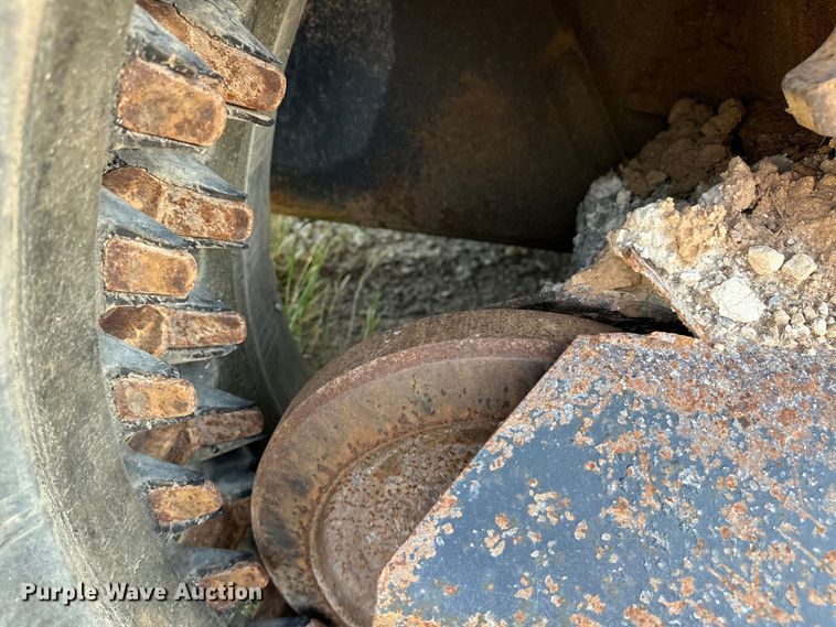 image for item DO6963 2014 Kubota  SVL90-2 tracked skid steer loader