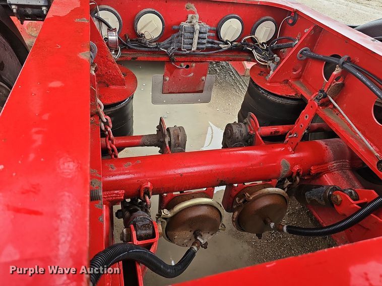 image for item DP0906 2015 Etnyre Blackhawk RTN65TD3-R4/5A-RA lowboy equipment trailer