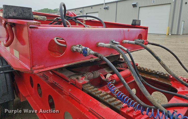 image for item DP0906 2015 Etnyre Blackhawk RTN65TD3-R4/5A-RA lowboy equipment trailer