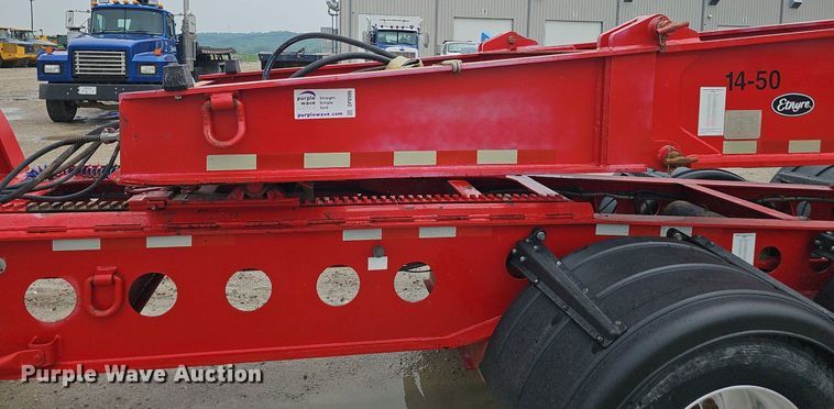 image for item DP0906 2015 Etnyre Blackhawk RTN65TD3-R4/5A-RA lowboy equipment trailer