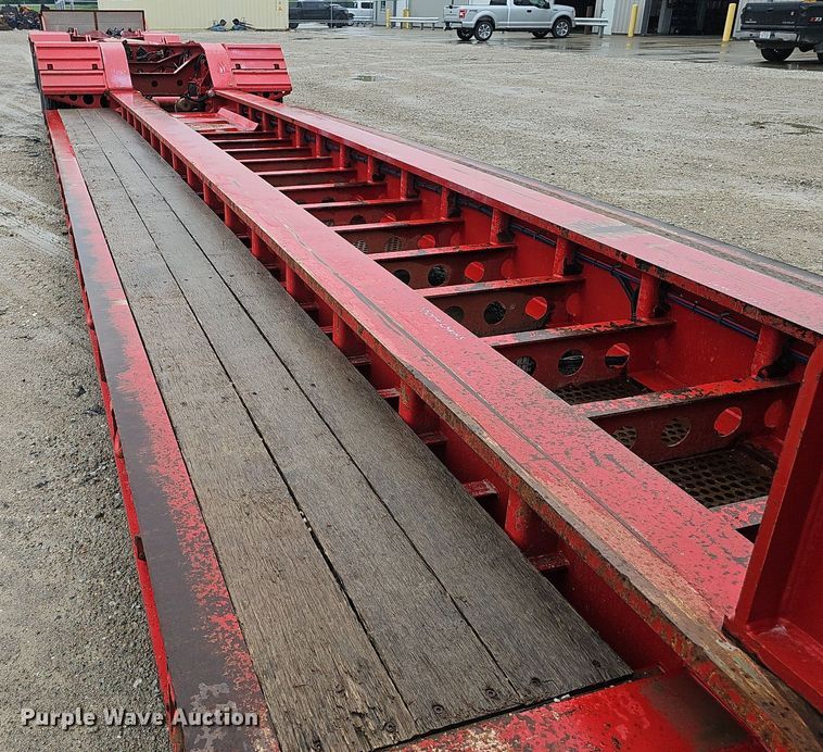 image for item DP0906 2015 Etnyre Blackhawk RTN65TD3-R4/5A-RA lowboy equipment trailer