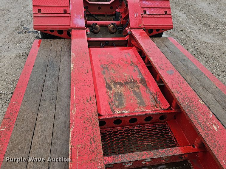 image for item DP0906 2015 Etnyre Blackhawk RTN65TD3-R4/5A-RA lowboy equipment trailer