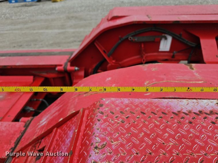 image for item DP0906 2015 Etnyre Blackhawk RTN65TD3-R4/5A-RA lowboy equipment trailer