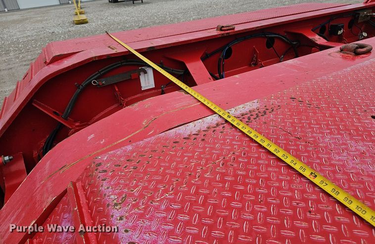 image for item DP0906 2015 Etnyre Blackhawk RTN65TD3-R4/5A-RA lowboy equipment trailer