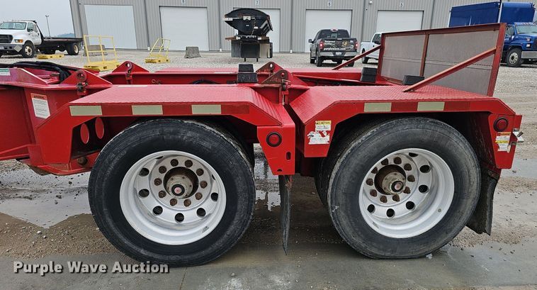 image for item DP0906 2015 Etnyre Blackhawk RTN65TD3-R4/5A-RA lowboy equipment trailer