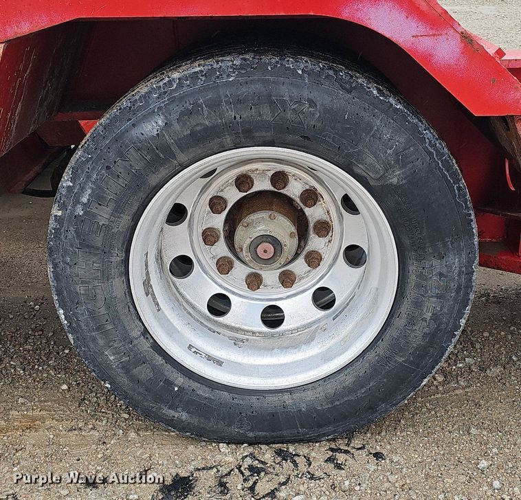 image for item DP0906 2015 Etnyre Blackhawk RTN65TD3-R4/5A-RA lowboy equipment trailer