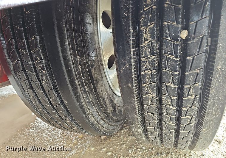 image for item DP0906 2015 Etnyre Blackhawk RTN65TD3-R4/5A-RA lowboy equipment trailer