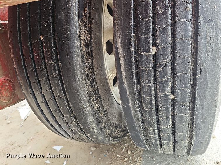 image for item DP0906 2015 Etnyre Blackhawk RTN65TD3-R4/5A-RA lowboy equipment trailer