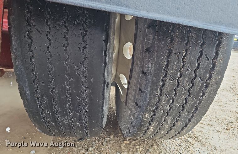 image for item DP0906 2015 Etnyre Blackhawk RTN65TD3-R4/5A-RA lowboy equipment trailer