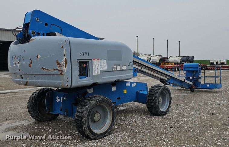 image for item DP0907 2008 Genie S-60 boom lift
