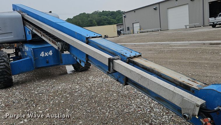 image for item DP0907 2008 Genie S-60 boom lift