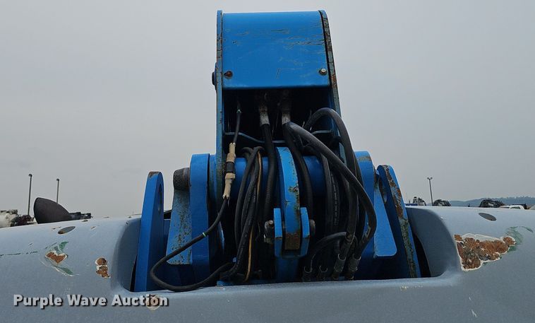 image for item DP0907 2008 Genie S-60 boom lift