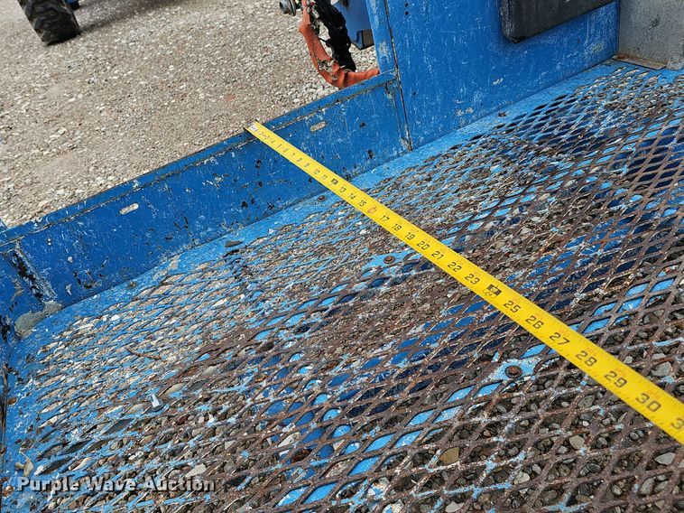 image for item DP0907 2008 Genie S-60 boom lift